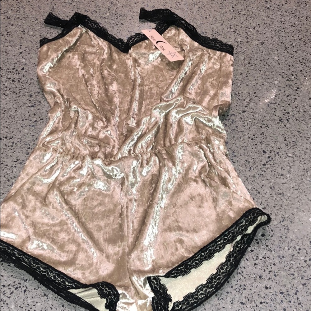 Sexy velvet night gown